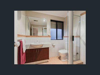 1 / 18 Harrison St, Rockingham