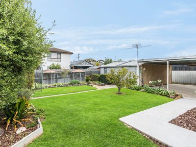 2 Japonica Court, Newcomb