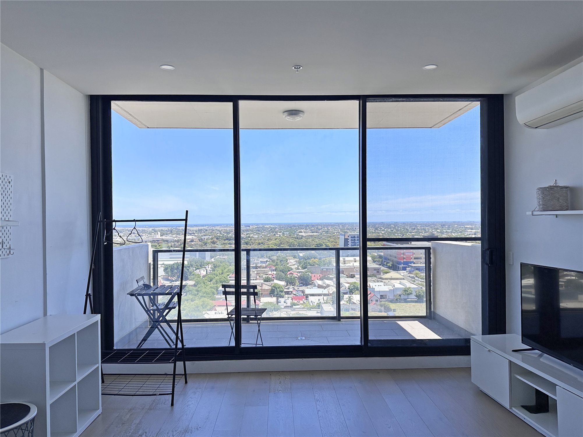 1502 / 156 Wright St, Adelaide