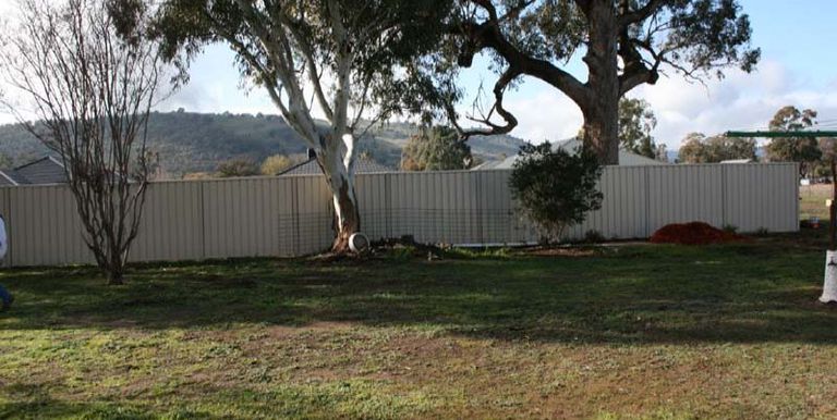 13 Bell Street, Euroa