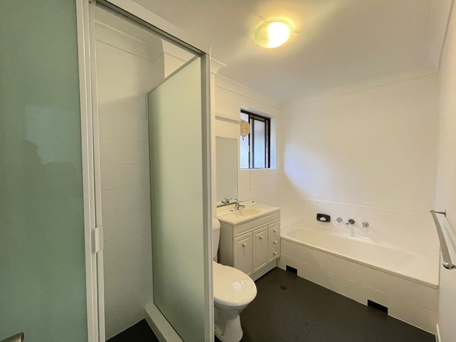 27 / 35-39 Fontenoy Road, Macquarie Park