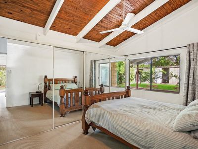 21 Foedera Crescent, Tewantin