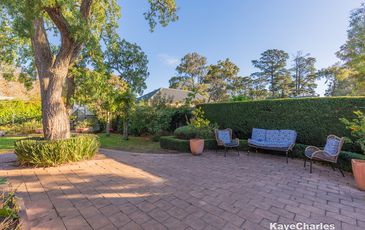 2 Young Street, Beaconsfield Upper