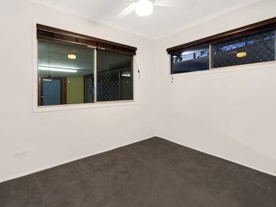 48 Cochrane Street, Camira