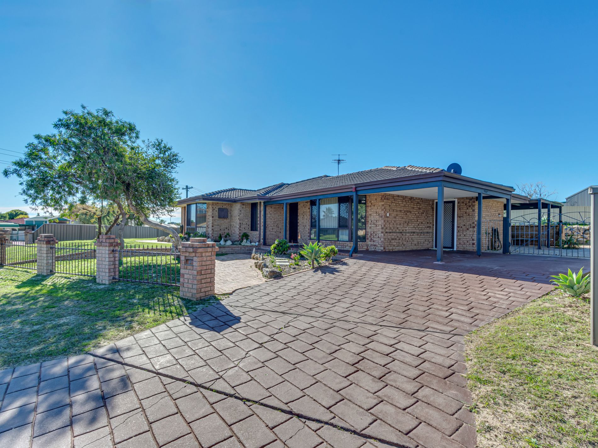 1 Newquay Close, Yanchep
