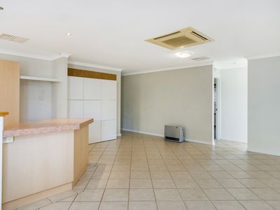 17 Coomer Elbow, South Guildford