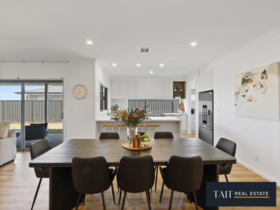 24 Blackwood Crescent, Yarrawonga