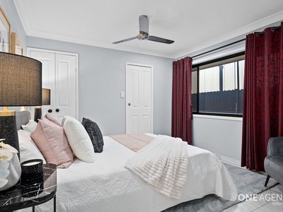 12 Falkland Street West, Heathwood