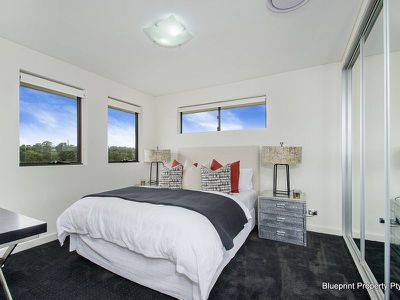 2 / 2 McCausland Place, Kellyville