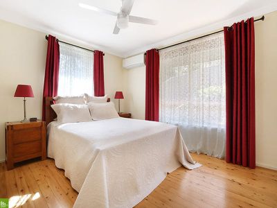 93 Koloona Avenue, Mount Keira