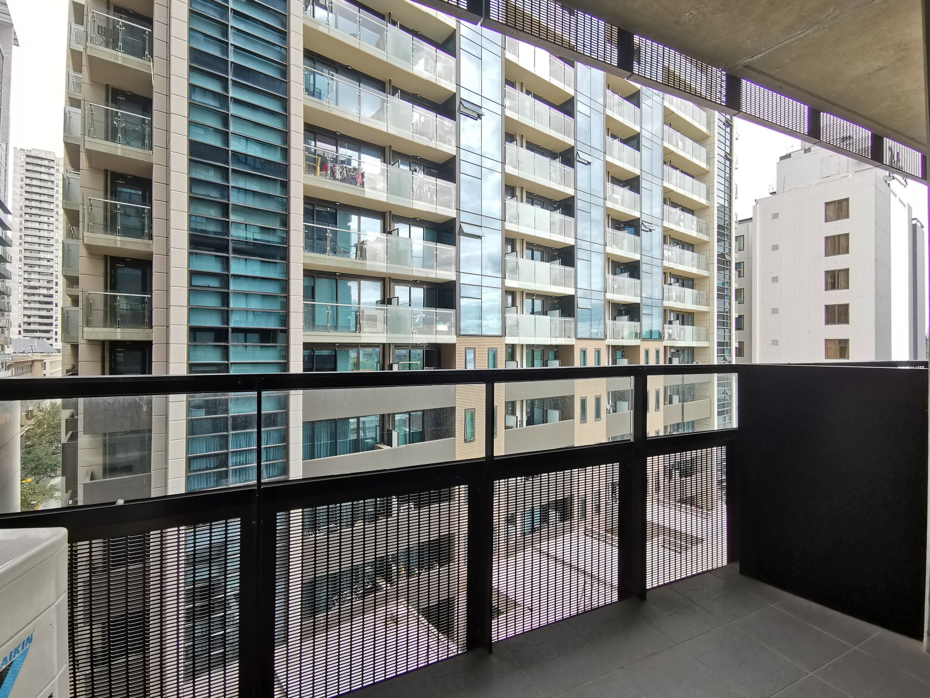 808 / 243 Franklin Street, Melbourne