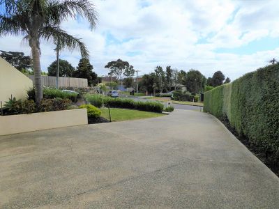 8 Bent Road, Wandana Heights