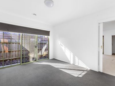 4 / 28 Hobbs Street, Seddon