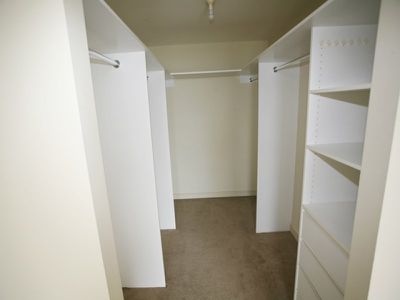 2403 / 77-81 Berry Street, North Sydney