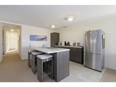 20 Terracina Parkway, Piara Waters