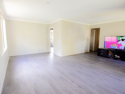 29 Loftus Drive, Barrack Heights