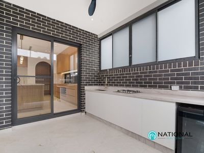 21 Karani Avenue, Guildford West