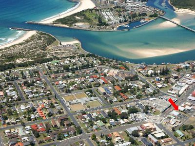 Multiple Levels / 92 Manning Street, Tuncurry