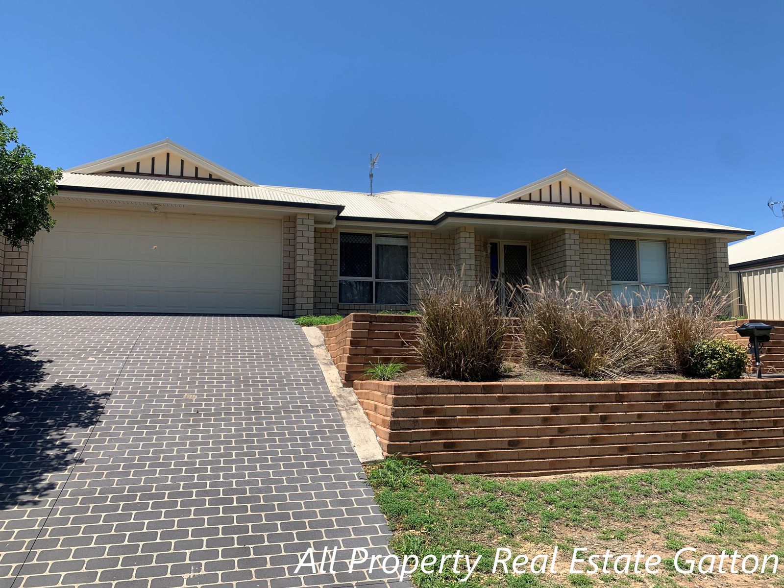 66 Highview Avenue, Gatton All Property