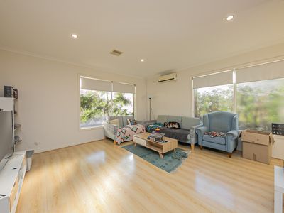 2 / 12 Kirk Street, Ringwood