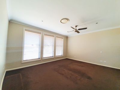 10 Holmwood Drive, Dubbo