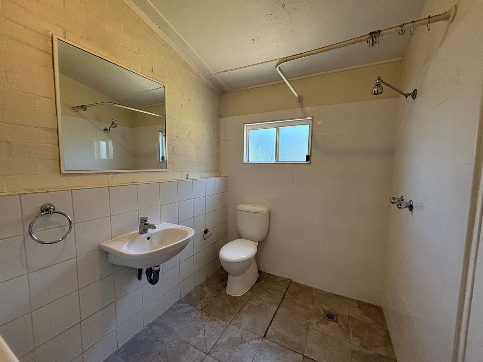 31 Sutherland Street, St Peters