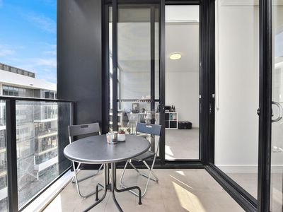 620 / 10 Half Street, Wentworth Point