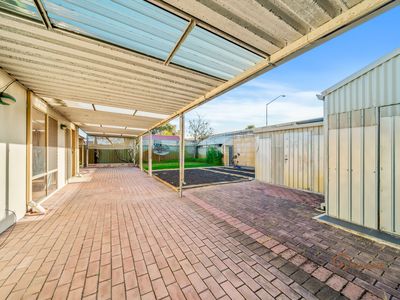 23 Mayhew Cross, Atwell