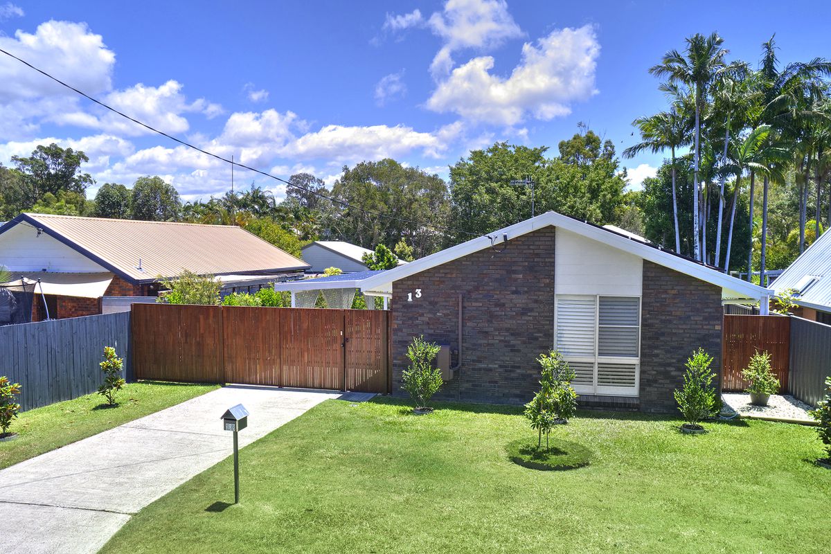 13 Pine Avenue, Tewantin