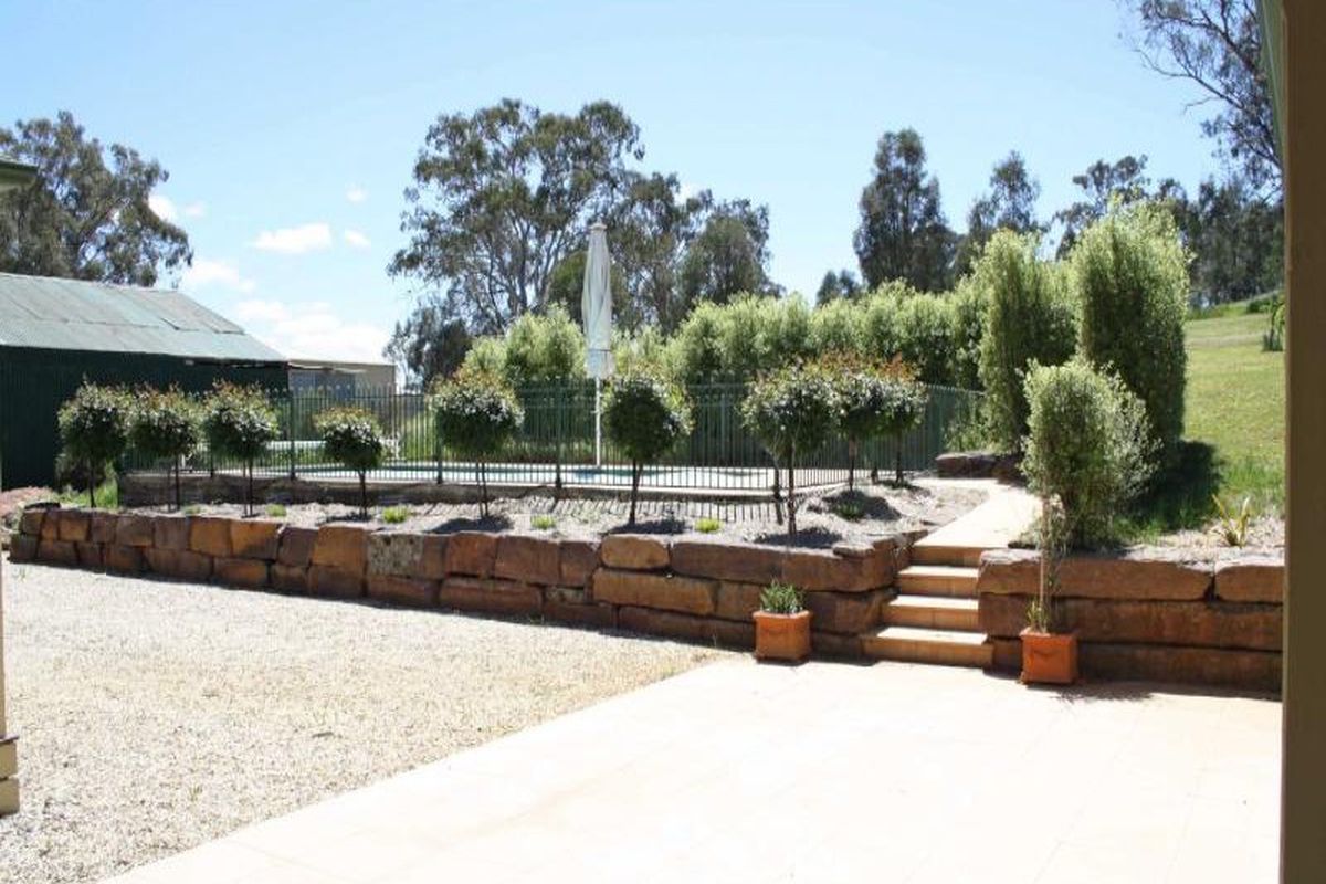 575 Howes Creek Road, Mansfield