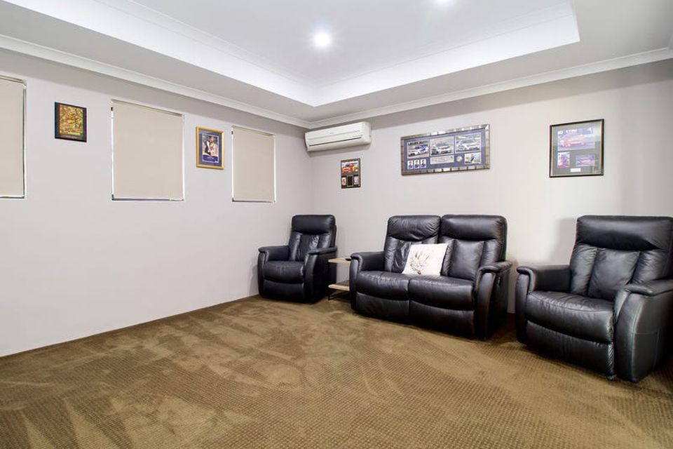 60 Lord Hobart Drive , Madora Bay