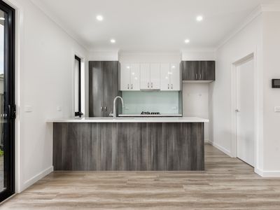 64 - 70 BOX STREET, Doveton