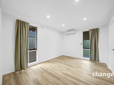 90 Capital Avenue, Glen Waverley