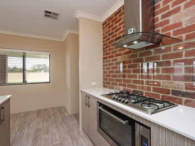 4 Fairlead Link, South Guildford