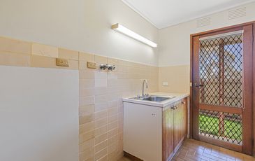 1 / 122 High Street, Berwick