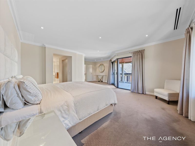 5 Sumich Gardens, Coogee