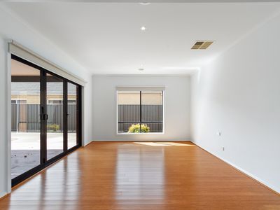 14 Thornley Court, Sale
