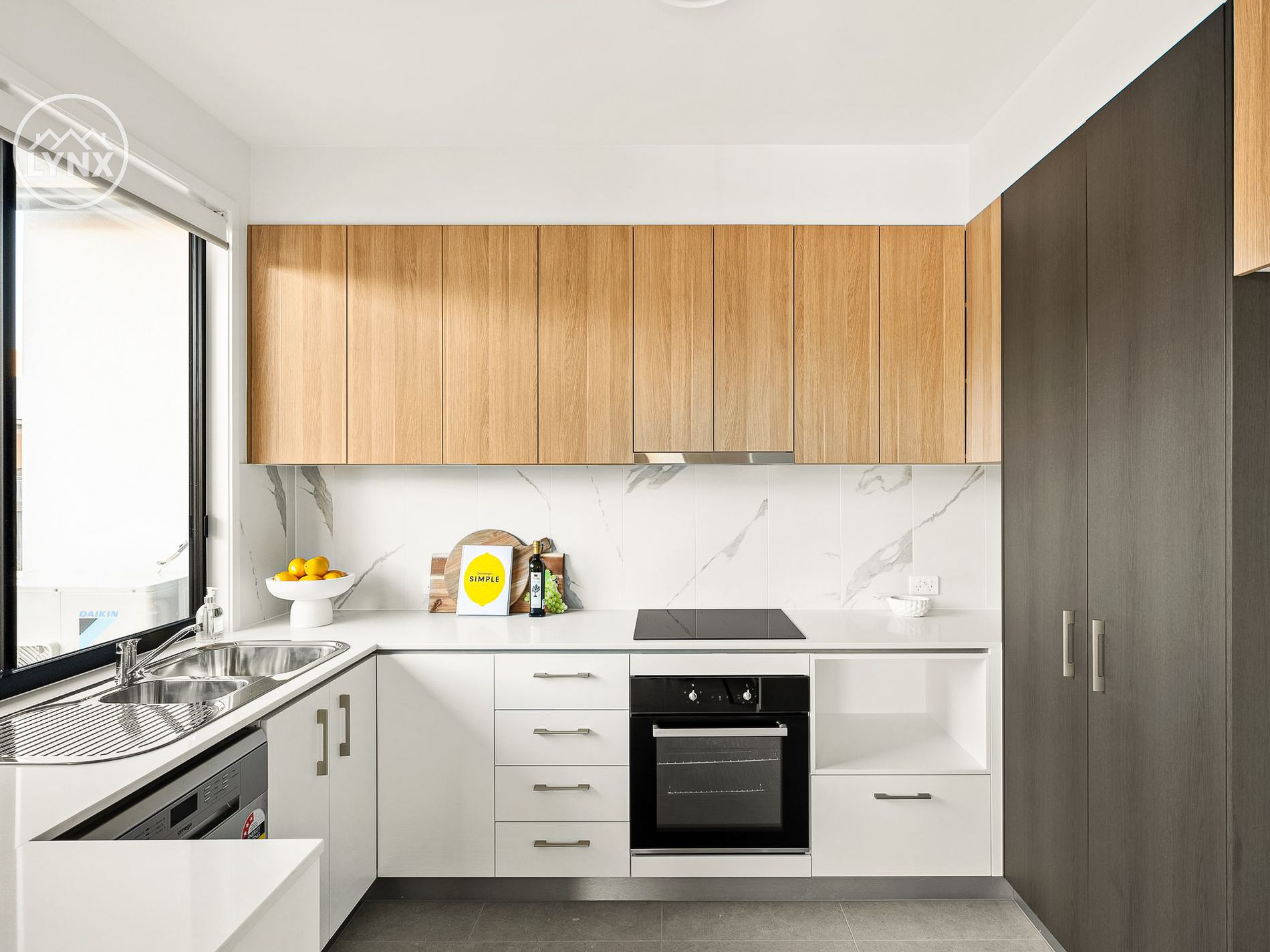 9 / 9 Koel Circuit, Peregian Springs