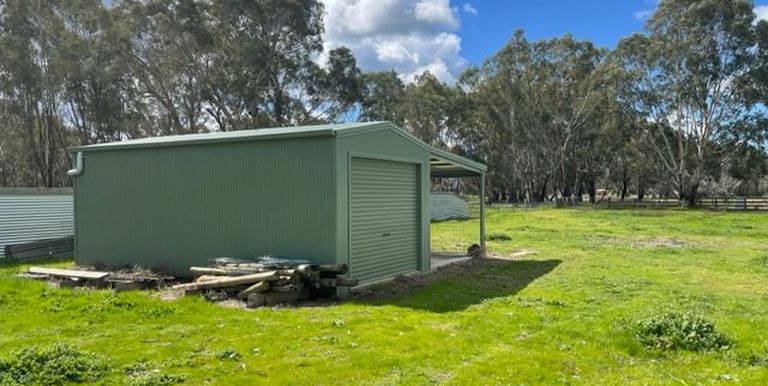 31 Ashwin Street, Violet Town