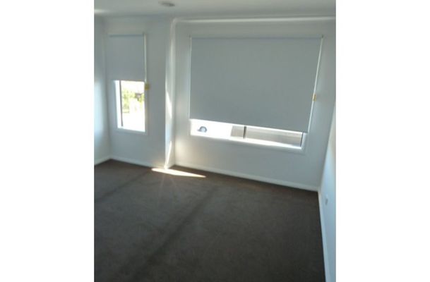2 / 14 Burgess Street, Tullamarine