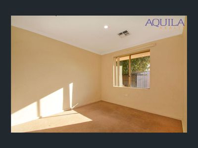 16 Percheron Entrance, Stratton