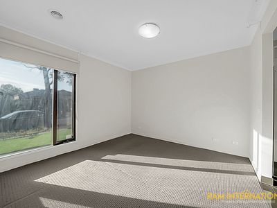 12 Yaleri Rise, Werribee