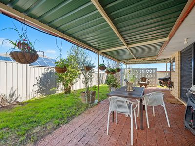 6 Fernie Court, Brookdale