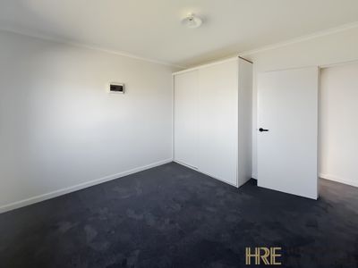 6 Queen Street, Horsham