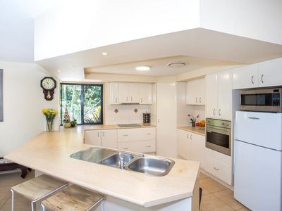 2 Noosa Banks Drive, Tewantin
