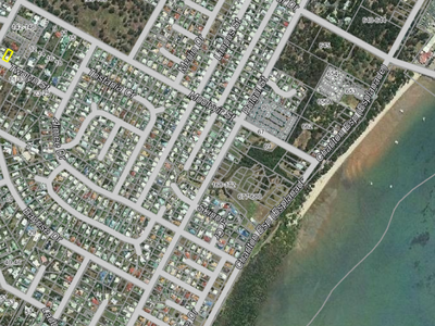 4 TWOLYN STREET, Urangan
