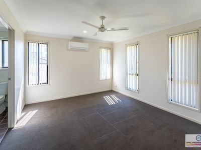 54 Vivian Hancock Drive, North Booval