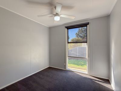 10 Harrison Crescent, Swan Hill