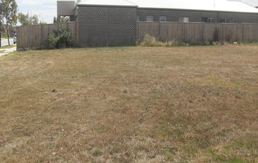 1 Black Caesar Drive, Cranbourne East