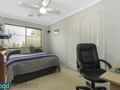 1 Fairy Dell Court, Heathcote